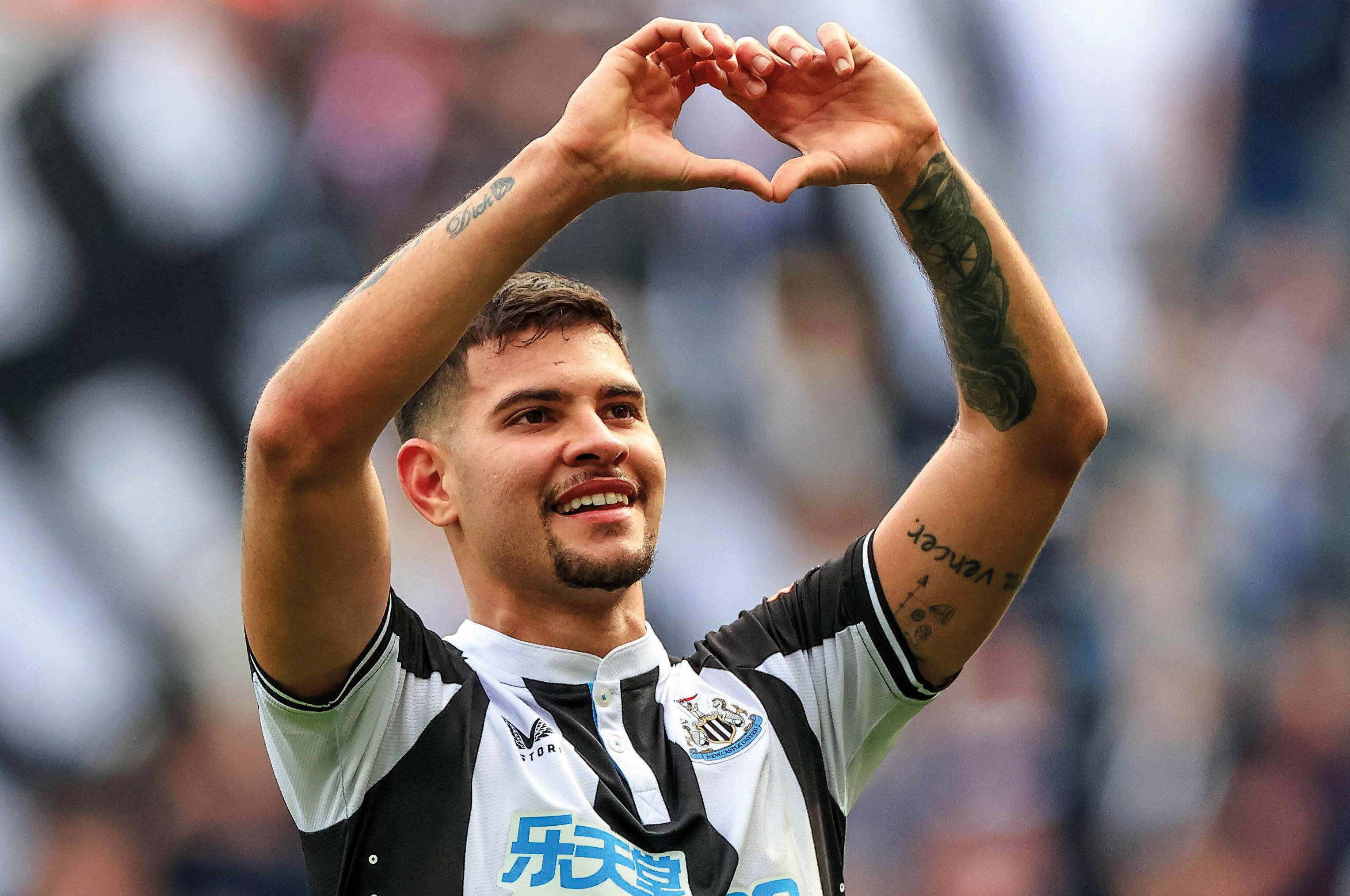 包含赛后纽卡斯尔调整名单以备欧冠,伤情更新环节打磨,话题不断,数据趋势出现新变化的词条 包含赛后纽卡斯尔调整名单以备欧冠,伤情更新环节打磨,话题不断,数据趋势出现新变化的词条