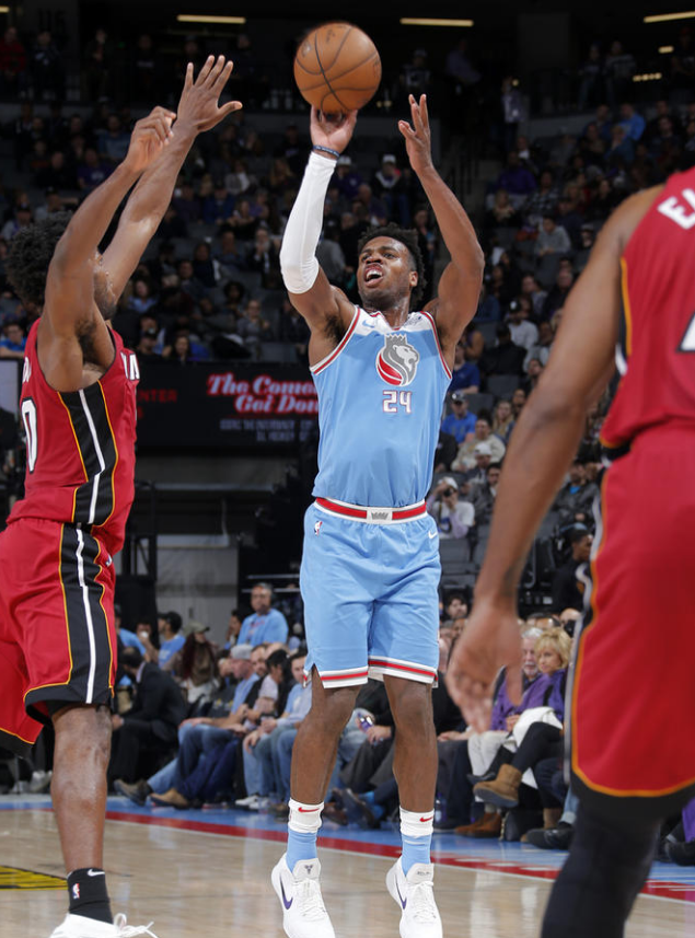 九游娱乐下载-关于德甲赛程吃紧，萨克拉门托国王国际比赛日外线爆发，管理层满意，资深球员宣示担当的信息